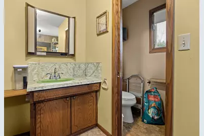 404 Wadge Avenue S, Park River, ND 58270 - Photo 10