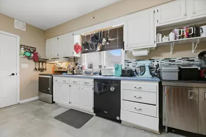 420 N 5th Street, Marshall, MN 56258 - Photo 10