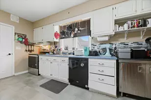 420 N 5th St, Marshall, MN 56258 - Photo 10