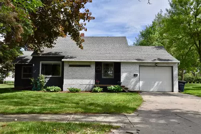 920 8th Street, Sibley, IA 51249 - Photo 1