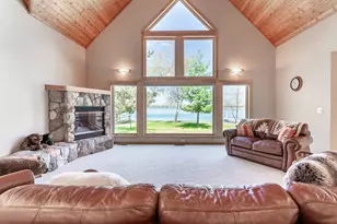 38249 Oriole Ln, Battle Lake, MN 56515 - Photo 2