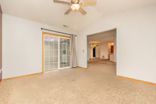 818 Roundhouse St, Shakopee, MN 55379 - Photo 10