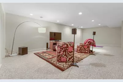 1340 Waterford Drive, Golden Valley, MN 55422 - Photo 22