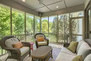 1340 Waterford Dr, Golden Valley, MN 55422 - Photo 4