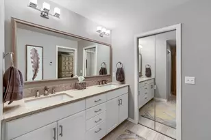 1340 Waterford Dr, Golden Valley, MN 55422 - Photo 18