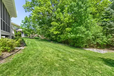 1340 Waterford Drive, Golden Valley, MN 55422 - Photo 28