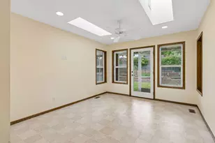 5000 Normandale Hglds Dr, Bloomington, MN 55437 - Photo 14