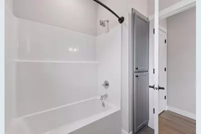 1427 Kasilof Court, River Falls, WI 54022 - Photo 30