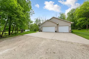 9074 Bagley Ave, Northfield, MN 55057 - Photo 4