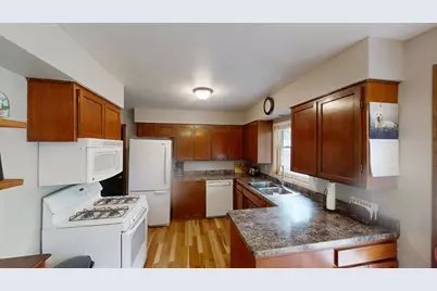 204 Fredrick Drive, Albert Lea, MN 56007 - Photo 14