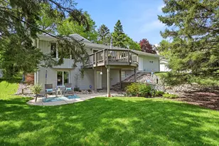 974 Kohlman Ln, Maplewood, MN 55109 - Photo 42
