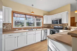 1351 Magnolia Ave E, Saint Paul, MN 55106 - Photo 4