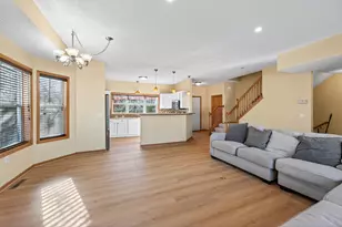 1351 Magnolia Ave E, Saint Paul, MN 55106 - Photo 2