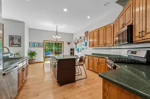 400 Coyote Trail, Circle Pines, MN 55014 - Photo 12