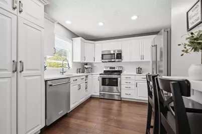 15100 Lac Lavon Drive, Burnsville, MN 55306 - Photo 16