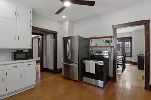 512 Jefferson St, Eau Claire, WI 54701 - Photo 8