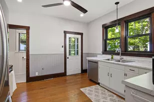 512 Jefferson St, Eau Claire, WI 54701 - Photo 10