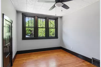 512 Jefferson Street, Eau Claire, WI 54701 - Photo 18