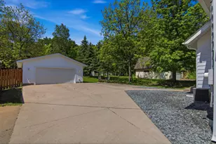 512 Jefferson St, Eau Claire, WI 54701 - Photo 30