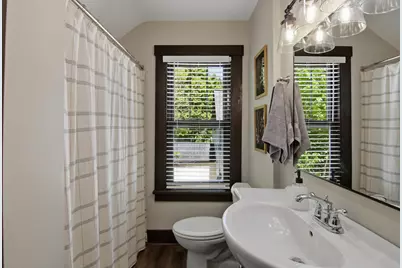 512 Jefferson Street, Eau Claire, WI 54701 - Photo 20