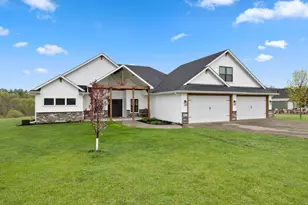 48063 Autumn Ct, Stanchfield, MN 55080 - Photo 2