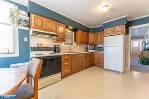 101 E Indiana Ave, Gilbert, MN 55741 - Photo 10