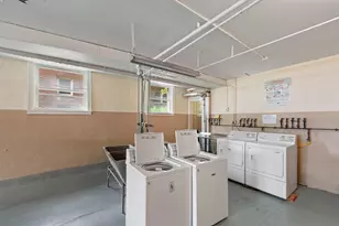 2733 Girard Ave S, Minneapolis, MN 55408 - Photo 10