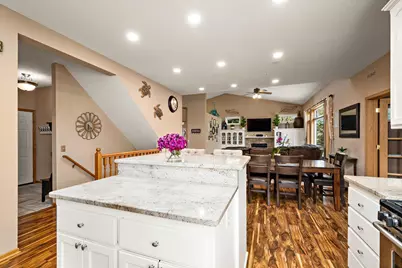 9362 Austrian Pine Avenue N, Brooklyn Park, MN 55443 - Photo 12