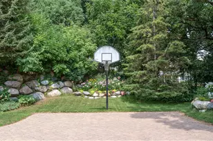 7180 Kenmare Dr, Bloomington, MN 55438 - Photo 10