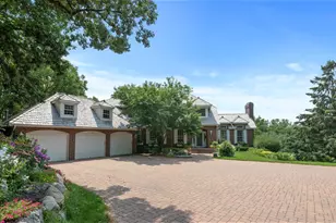 7180 Kenmare Dr, Bloomington, MN 55438 - Photo 8