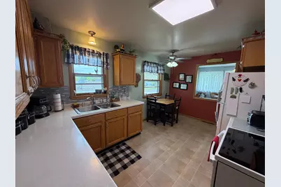 116 E Wisconsin Avenue, Grantsburg, WI 54840 - Photo 6