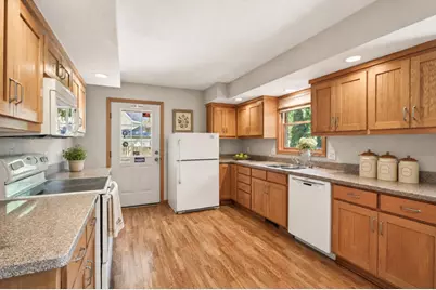 411 Young Street N, Prescott, WI 54021 - Photo 12