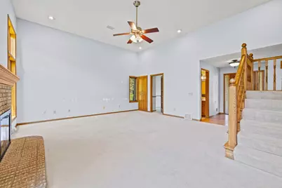 5705 Lois Lane, Shoreview, MN 55126 - Photo 8