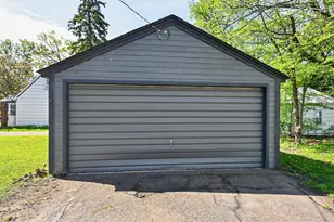 620 8th Ave E, Alexandria, MN 56308 - Photo 2