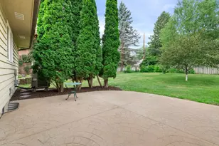 1311 Marthaler Ln, West Saint Paul, MN 55118 - Photo 38