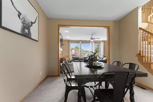 1122 Drew Dr, Woodbury, MN 55129 - Photo 10