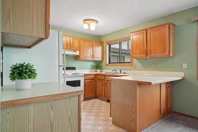 9905 54th Place N #5, Plymouth, MN 55442 - Photo 10