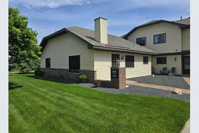 9905 54th Place N #5, Plymouth, MN 55442 - Photo 2