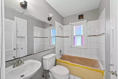 834 Iroquois Avenue, Saint Paul, MN 55119 - Photo 18