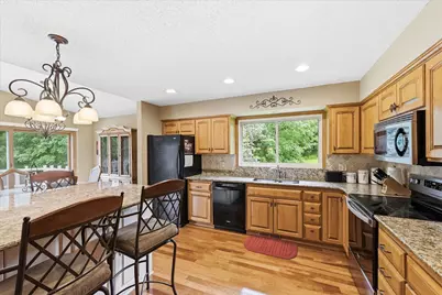 1484 Crest Drive, Chaska, MN 55318 - Photo 6