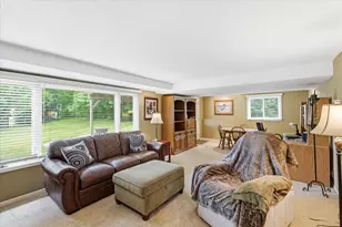 1484 Crest Dr, Chaska, MN 55318 - Photo 18