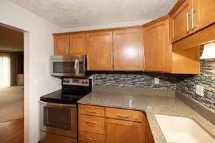 1102 23rd Street S, Fargo,  58103 - Photo 4