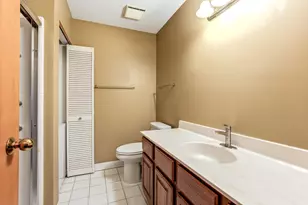 198 6th St E, Saint Paul, MN 55101 - Photo 26