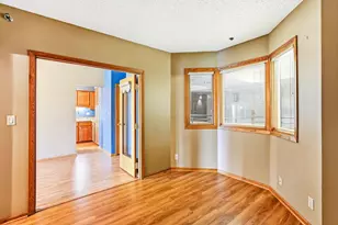 198 6th St E, Saint Paul, MN 55101 - Photo 22
