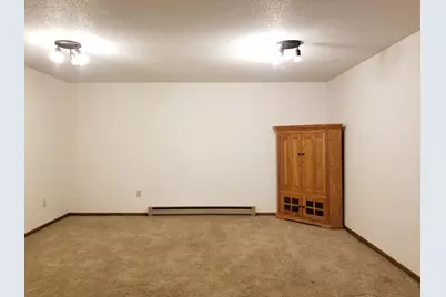 1216 Parkside Drive, Marshall, MN 56258 - Photo 16