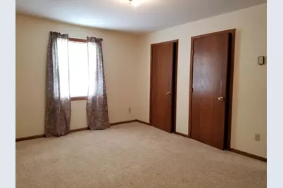 1216 Parkside Drive, Marshall, MN 56258 - Photo 12