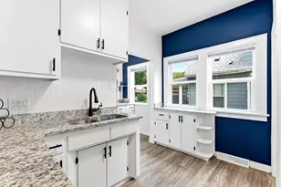 890 22nd Ave SE, Minneapolis, MN 55414 - Photo 6