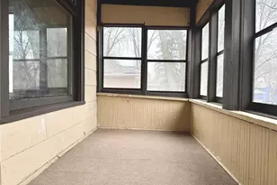 869 Lawson Ave E, Saint Paul, MN 55106 - Photo 2