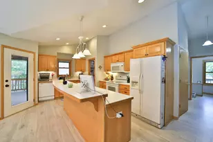 13784 Knollwood Dr, Baxter, MN 56425 - Photo 4