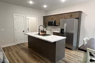 820 Spark Ave, Albert Lea, MN 56007 - Photo 14